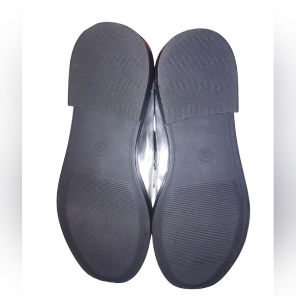 Hand Crafted Rhinestone Embellished Silver Loafers Size 10 NWT - Picture 6 of 6